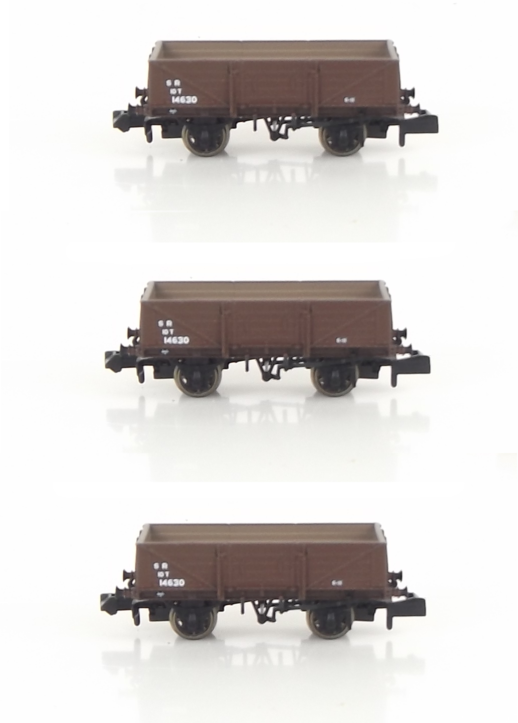 Rapido 942010 N Gauge Pack Of 3 SECR Diagram 1349 5 Plank Wagons Post 1936 SR Br
