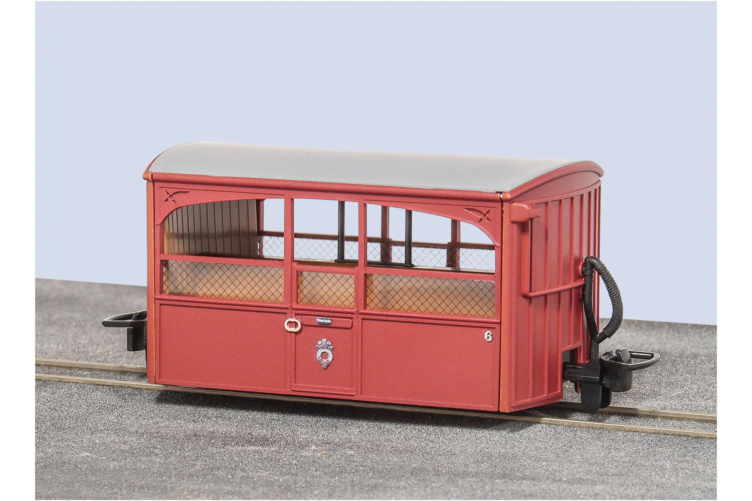 Peco GR-563 OO-9 Ffestiniog Bug Box Zoo Car Coach Red (As Preserved 1970/80s)