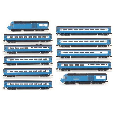 Dapol 2D-019-300 N Gauge Class 43 HST Blue Pullman Train Pack