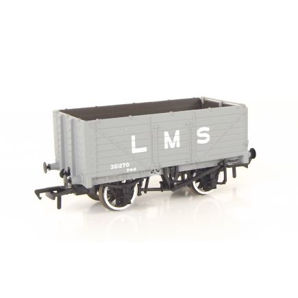 Bachmann 37-088-SH OO Gauge 7 Plank End Door Wagon LMS Grey