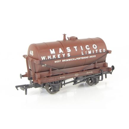 Bachmann 37-659Y-SH OO Gauge 14 Ton Tank Wagon Mastico No.48 Weathered