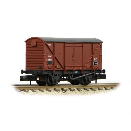 Graham Farish 377-626C N Gauge BR 12 Ton Plywood Fruit Van BR Bauxite Late B875840