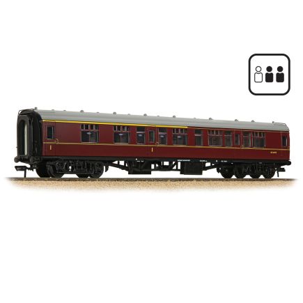 Bachmann 39-126HPF OO Gauge BR Mk1 CK Composite Corridor Coach BR Maroon With Passengers SC16192