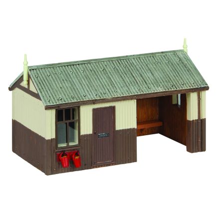 Bachmann 44-1004B OO Gauge Narrow Gauge Corrugated Platform Shelter and Office Chocolate