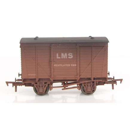 Dapol 4F-011-119 OO Gauge LMS 12 Ton Van LMS Bauxite 155035 Weathered