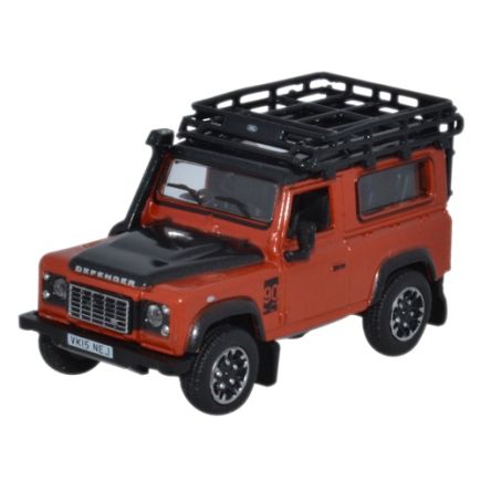 Oxford Diecast 76LRDF008 OO Gauge Land Rover Defender 90 Station Wagon Phoenix Orange (Adventure)