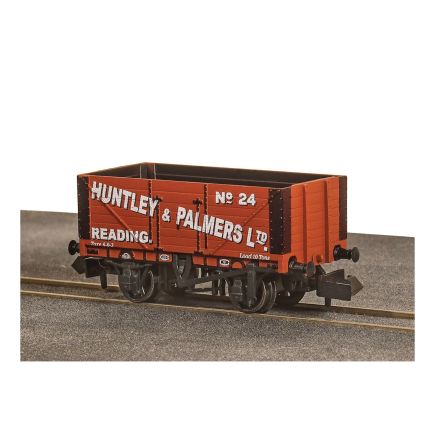 Peco NR-7010P N Gauge 9ft 7 Plank Open Wagon Huntley And Palmers No.24