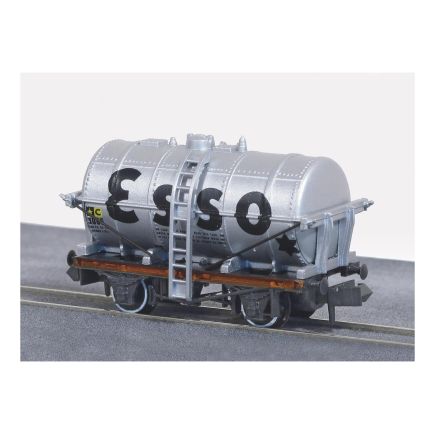 Peco NR-P161 N Gauge Tank Wagon 'Esso'