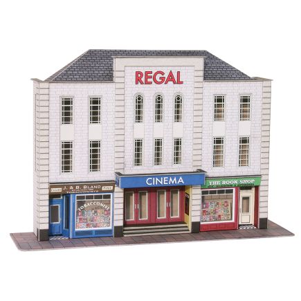 Metcalfe PO206 OO Gauge Low Relief Cinema & Shops Card Kit