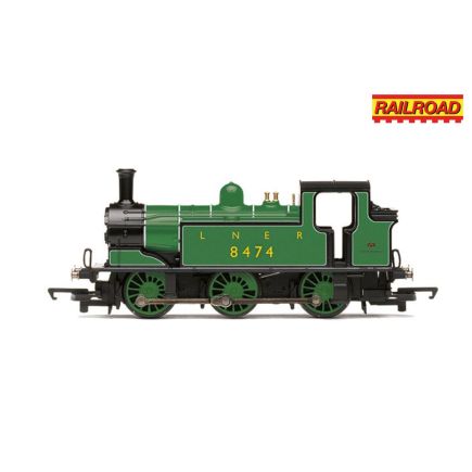 Hornby R30378 OO Gauge LNER J83 0-6-0T 8474 LNER Green