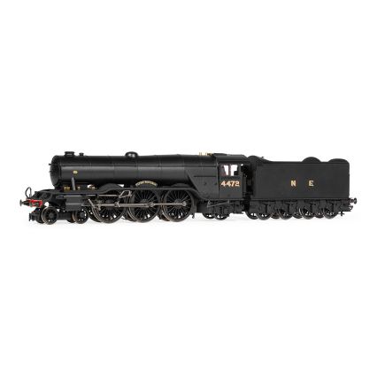Hornby R30454 OO Gauge LNER A3 4-6-2 4472 'Flying Scotsman' LNER Black VE Day 80th Anniversary