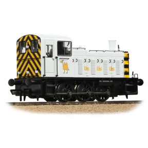 Bachmann 31-369 OO Gauge Class 03 Ex D2054 British Industrial Sand White