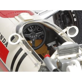 Tamiya 12032 Honda RA273 F1 Car Plastic Kit