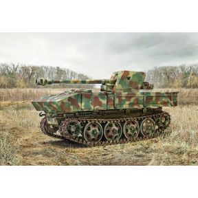 Italeri 355 RSO Tractor with PAK40 Plastic Kit