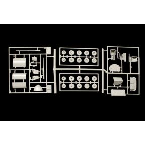 Italeri 91281 KC-135 R/FR Stratotanker Aerial Refuelling Aircraft Plastic Kit