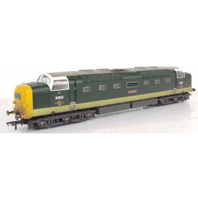 Bachmann 32-533-SH OO Gauge Class 55 Deltic D9001 'St. Paddy' BR Green Full Yellow Ends