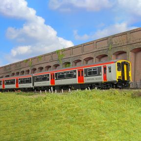 Bachmann 32-945DB OO Gauge Class 150 2 Car DMU 150213 Transport for Wales