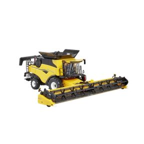 Britains Farm 43332 New Holland Combine Harvester CR9.90