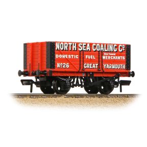 Bachmann 37-112A OO Gauge 7 Plank Fixed End Wagon North Sea Coaling Co. Red