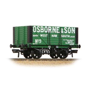 Bachmann 37-156A OO Gauge 8 Plank Fixed End Wagon Osborne And Son Green