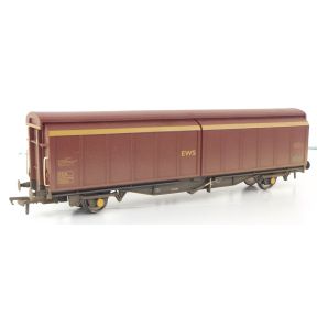 Bachmann 37-603A-SH OO Gauge VGA Sliding Wall Van EWS Weathered