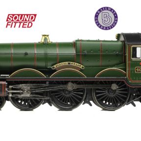 Graham Farish 372-035SF N Gauge GW Castle 4-6-0 4082 'Windsor Castle' GW Green Shirtbutton DCC Sound Fitted
