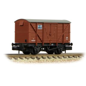 Graham Farish 373-705A N Gauge BR 12 Ton Ventilated Van Planked Sides BR Bauxite ICI Fertilizer B761075