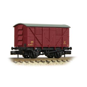 Graham Farish 373-740B N Gauge BR 10 Ton Meat Van BR Crimson B870014