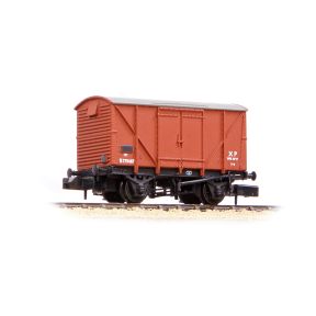 Graham Farish 373-751D N Gauge BR 12 Ton Ventilated Van Plywood Sides BR Bauxite Early B775487