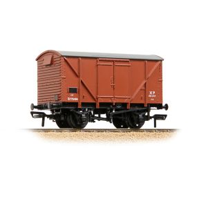 Bachmann 38-170E OO Gauge BR 12 Ton Ventilated Van Plywood Sides BR Bauxite Early