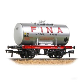Bachmann 38-781 OO Gauge 14 Ton Anchor Mounted Tank Wagon Fina Silver