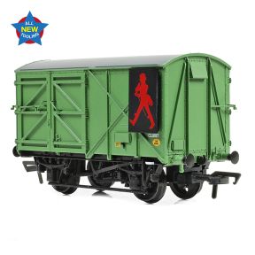 Bachmann 38-954 OO Gauge BR 12 Ton Palvan Johnnie Walker Whisky Green JW6050