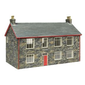 Bachmann 44-0170R OO Gauge Harbour Station Main Hall Red