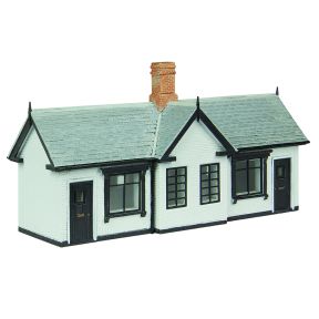 Bachmann 44-1024W OO Gauge Transport Cottages White & Black