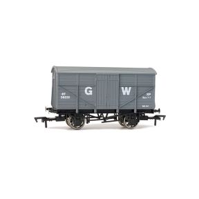 Dapol 4F-015-001 OO Gauge GW 8 Ton Fruit Mex Van GW Grey No.38231