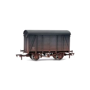 Dapol 4F-021-002 OO Gauge GW 12 Ton Box Van GW Grey No.144837 Weathered
