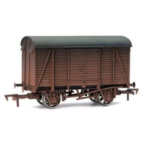 Dapol 4F-021-004 OO Gauge LMS 12 Ton Box Van LMS Bauxite No.611421 Weathered