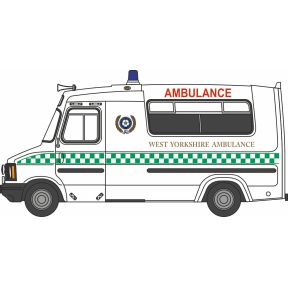 Oxford Diecast 76HAN004 OO Gauge Bedford CF Hanlon Ambulance West Yorkshire Ambulance Service