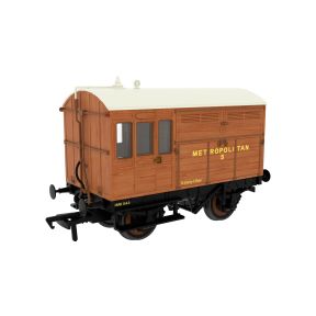 Rapido 829015 OO Gauge Evolution Horsebox Metropolitan No.5