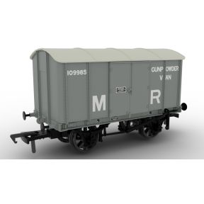 Rapido 908040 OO Gauge Not Quite Mink Van Midland Railway No.109985