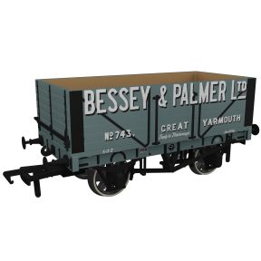 Rapido 967204 OO Gauge 1907 RCH Open Wagon Seven Plank 'Bessey & Palmer, Great Yarmouth'