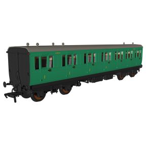 Rapido 978231 OO Gauge Evolution Non-Corridor Carriage Pack BR Malachite Green