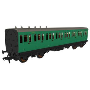 Rapido 978233 OO Gauge Evolution Non-Corridor Third Class Coach BR Malachite Green S7845