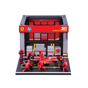 Bburago 18-36862L Ferrari SF-24 2024 Formula 1 Pit Pass Diorama Charles Leclerc