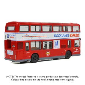 EFE E28833 OO Gauge Leyland Titan B15 Bus London Forest T82 Docklands Express D1 Waterloo Station