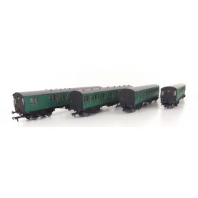 EFE Rail E86022-SH OO Gauge LBSCR 4 Coach Pack Southern Green Isle Of Wight