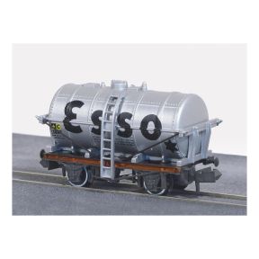 Peco NR-P161 N Gauge Tank Wagon 'Esso'