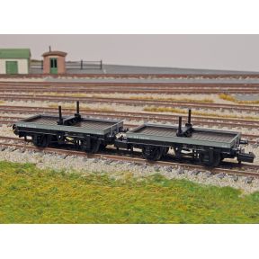 Peco NR1151E N Gauge Twin Single Bolster Wagons LNER Grey