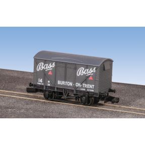 Peco NR-2002P N Gauge BR 12 Ton Van Bass Brewery