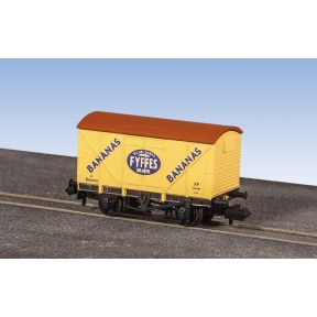 Peco NR-2005P N Gauge BR 12 Ton Van Fyffes Bananas